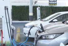 União Europeia pode rever fim de carros a combustão em 2035 União Europeia pode rever fim de carros a combustão em 2035