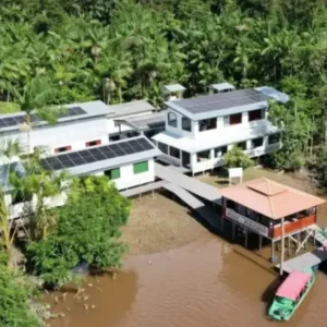 Energia solar transforma comunidade na Amazônia e ganha prêmio Energia solar transforma comunidade na Amazônia e ganha prêmio