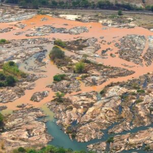 Barragens de rejeitos ameaçam abastecimento de 6 milhões em MG Barragens de rejeitos ameaçam abastecimento de 6 milhões em MG