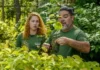 Casal revoluciona o reflorestamento com mudas nativas da Amazônia Casal revoluciona o reflorestamento com mudas nativas da Amazônia