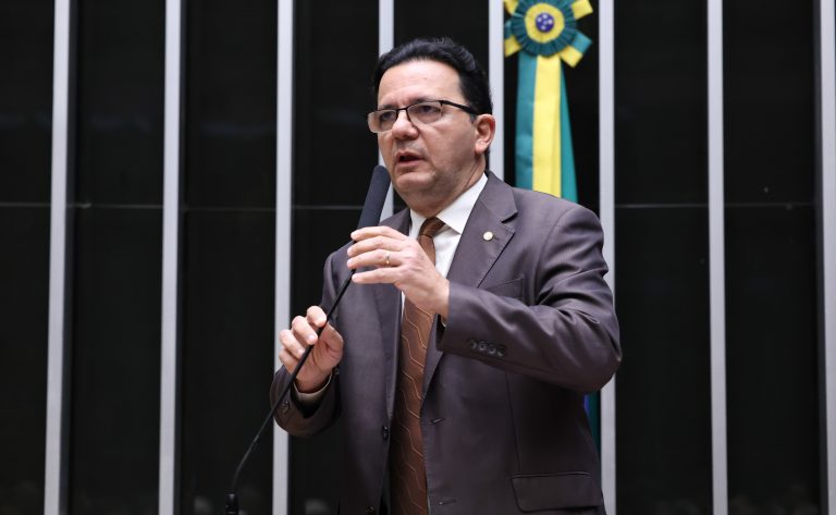 Recicle e Economize: cashback na conta de luz e água avança na Câmara 1 Recicle e Economize: cashback na conta de luz e água avança na Câmara