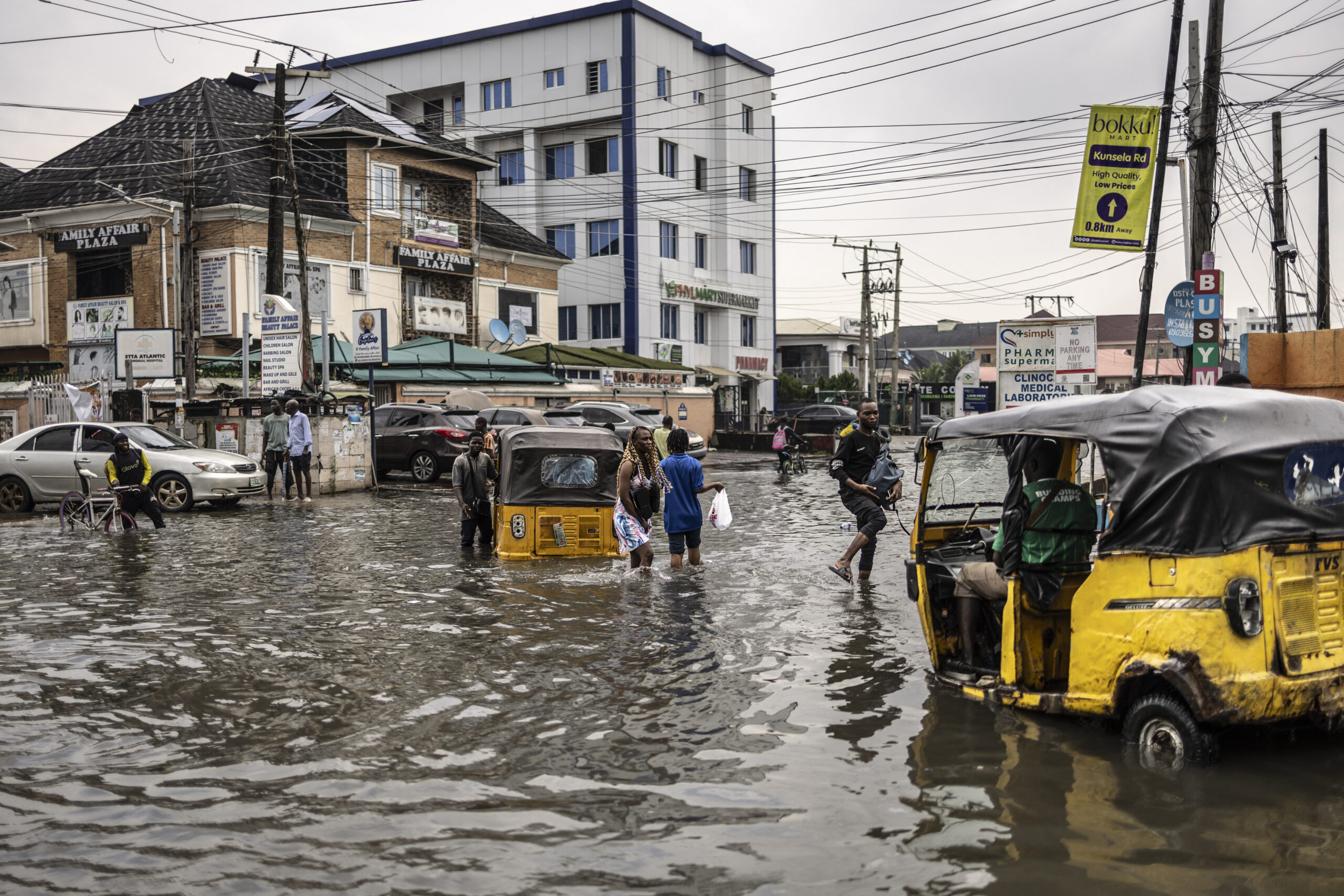Crise Climática no Brasil: Racismo Ambiental Aprofunda Desigualdades 1 Crise Climática no Brasil: Racismo Ambiental Aprofunda Desigualdades