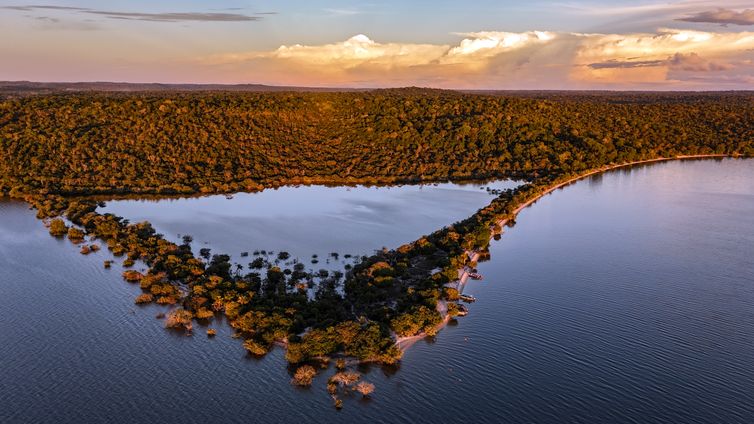 Turismo Comunitário no Tapajós Fortalece Territórios e Tradições Locais 1 Turismo Comunitário no Tapajós Fortalece Territórios e Tradições Locais
