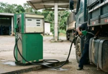 Unesp testa diesel verde feito de óleos e resíduos em 4 etapas para abastecer caminhões sem adaptação Unesp testa diesel verde feito de óleos e resíduos em 4 etapas para abastecer caminhões sem adaptação