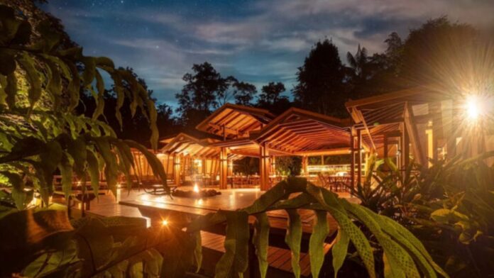 Hotel na Amazônia entra no top 50 de luxo do mundo com diárias de até R$ 8,2 mil e floresta preservada