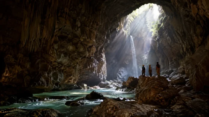 caverna-terra-ronca-goias-cachoeira-subterranea