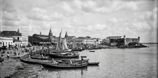 Fotografias do IBGE registram dois marcos de Belém na mesma imagem e mostram como a orla mudou ao longo do século XX Fotografias do IBGE registram 2 marcos de Belém na mesma imagem e mostram como a orla mudou ao longo do século XX