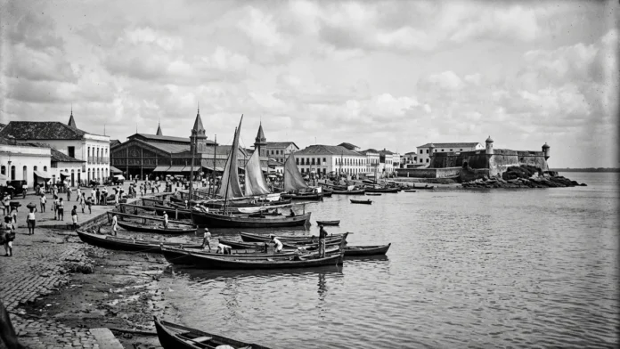 Fotografias do IBGE registram 2 marcos de Belém na mesma imagem e mostram como a orla mudou ao longo do século XX Fotografias do IBGE registram 2 marcos de Belém na mesma imagem e mostram como a orla mudou ao longo do século XX