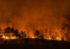 Fumaça de incêndios na Indonésia adoece 113 mil pessoas e fecha escolas enquanto fogo avança no sudeste asiático Fumaça de incêndios na Indonésia adoece 113 mil pessoas e fecha escolas enquanto fogo avança no sudeste asiático