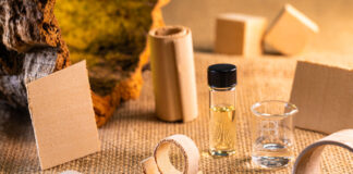 Tratamento de celulose deixa folhas de madeira de 1 a 5 mm flexíveis e moldáveis sem cola petroquímica Tratamento de celulose deixa folhas de madeira de 1 a 5 mm flexíveis e moldáveis sem cola petroquímica