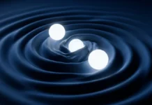 Ondas gravitacionais registram colisões de buracos negros e revelam como o Universo dobra espaço e tempo Ondas gravitacionais registram colisões de buracos negros e revelam como o Universo dobra espaço e tempo