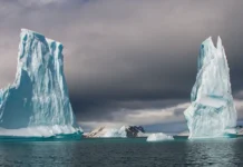 Degelo polar perde 9.179 gigatoneladas desde 1976 e ameaça cidades costeiras com avanço do mar Degelo polar perde 9.179 gigatoneladas desde 1976 e ameaça cidades costeiras com avanço do mar