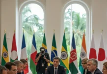 Em Belém, 80 países apoiam coalizão inédita pelo fim dos combustíveis fósseis enquanto COP30 retoma mapa global para transição climática Em Belém, 80 países apoiam coalizão inédita pelo fim dos combustíveis fósseis enquanto COP30 retoma mapa global para transição climática