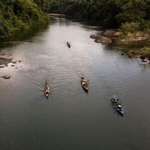 Mais de 120 indígenas ocupam prédio federal contra mina de ouro no Xingu, e licença chega ao Supremo Mais de 120 indígenas ocupam prédio federal contra mina de ouro no Xingu, e licença chega ao Supremo