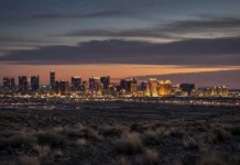 Antes dos cassinos, Las Vegas era uma parada de trem no meio do deserto; uma decisão tomada em 1931 ajudou a mudar para sempre o destino da cidade