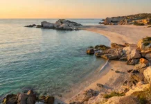gua do mar chega a 33 °C em região turística da Europa; calor que parece perfeito para banho pode aumentar força das chuvas no fim do verão