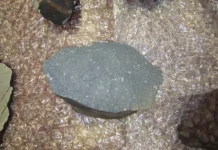 Meteorito caído em 2008 revela campo magnético de 4,5 bilhões de anos que pode ter alimentado o Sol Meteorito caído em 2008 revela campo magnético de 4,5 bilhões de anos que pode ter alimentado o Sol