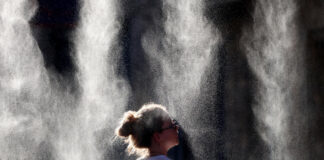 Europa Ocidental enfrenta verão de 2026 com calor recorde, stress térmico em 52% do território e rios em baixa Europa Ocidental enfrenta verão de 2026 com calor recorde, stress térmico em 52% do território e rios em baixa