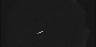 Duas chuvas de meteoros atingem o pico em outubro e transformam noites comuns em sessões de observação Duas chuvas de meteoros atingem o pico em outubro e transformam noites comuns em sessões de observação
