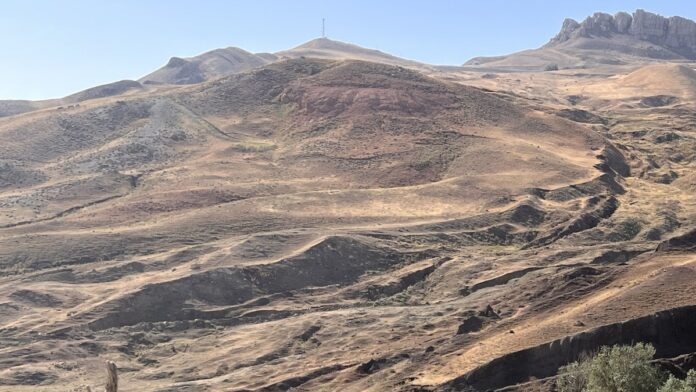 Grupo perfura formação ligada à Arca de Noé na Turquia, mas geólogos dizem que ela é natural Grupo perfura formação ligada à Arca de Noé na Turquia, mas geólogos dizem que ela é natural