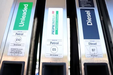 Com 1 milhão de barris diários a menos no mercado, diesel alcança preço recorde e refinarias dos EUA e da Europa miram lucros inéditos Com 1 milhão de barris diários a menos no mercado, diesel alcança preço recorde e refinarias dos EUA e da Europa miram lucros inéditos