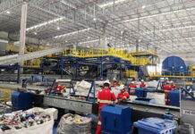 Usina em Santa Catarina separa por sensores ópticos até 15 mil toneladas de recicláveis do lixo comum e mira 33 mil t de CO₂ a menos Usina em Santa Catarina separa por sensores ópticos até 15 mil toneladas de recicláveis do lixo comum e mira 33 mil t de CO₂ a menos