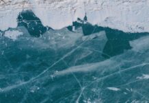 Resfriar só o extremo norte do oceano em simulações gerou 74% da queda de CO₂ vista com o planeta todo resfriado Resfriar só o extremo norte do oceano em simulações gerou 74% da queda de CO₂ vista com o planeta todo resfriado