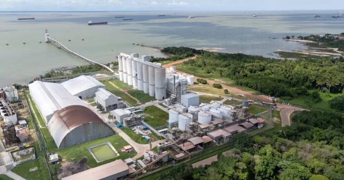 Terminal de caulim em Vila do Conde, parado desde 2025 após colisão de barcaça, perde certificação de segurança e vai recorrer Terminal de caulim em Vila do Conde, parado desde 2025 após colisão de barcaça, perde certificação de segurança e vai recorrer