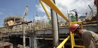 2011 02 24t120000z 1619206444 Gm1e72p0e7l01 Rtrmadp 3 Petrobras