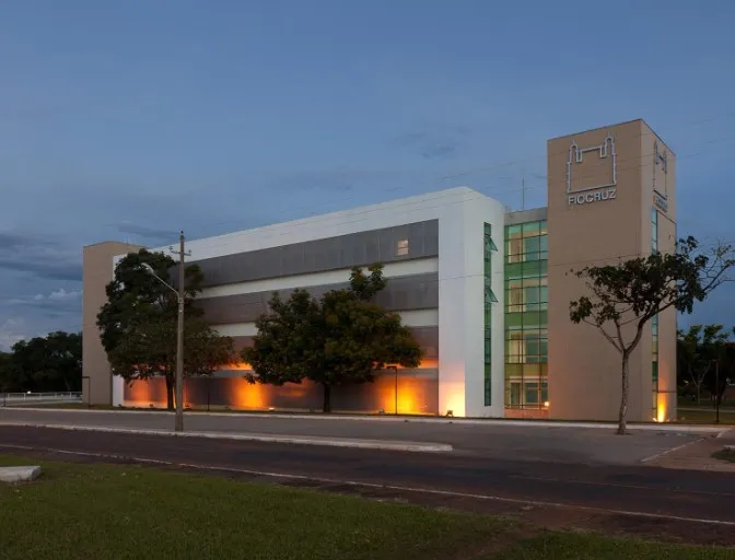 escola de governo fiocruz