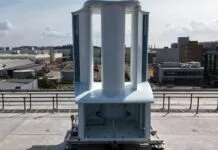 Turbinas eólicas "sem movimento" do Reino Unido foi instalado no telhado de uma fábrica em Oxford