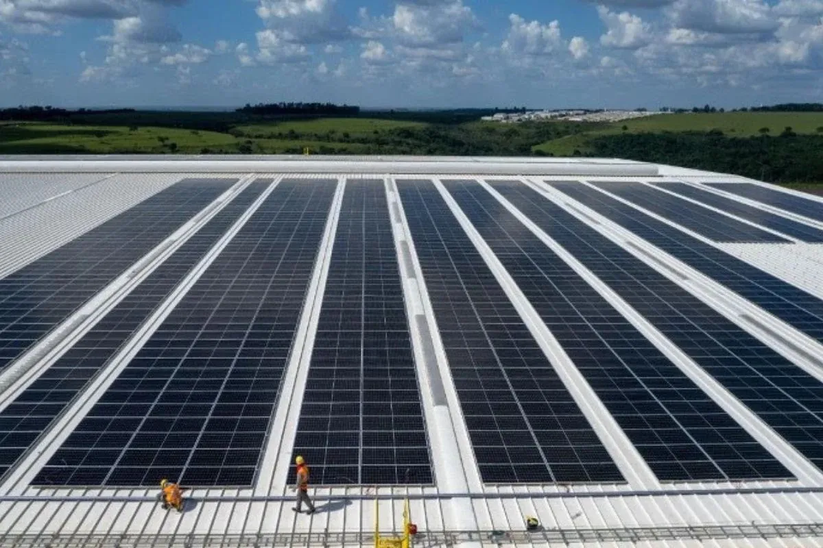 usina-solar-telhado-ciclovivo Inaugurada maior usina solar em telhado do Brasil com 39 mil m² de área