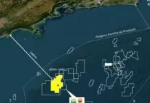 Mapa mostrando a localização do poço 3-BRSA-1396D-SPS na Bacia de Santos, a 248 km de Santos-SP.