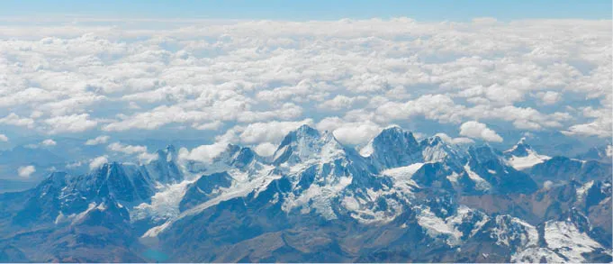Nuvens_sobre_a_Amaz_nia_trazem_umidade_do_Oceano_Atl_ntico_at__os_ Anéis de crescimento de árvores revelam mudanças extremas na sazonalidade de chuvas na Amazônia