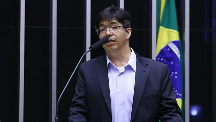 Nils-Edvin-Asp-portal-UFPA-400x227 Documento estratégico propõe mosaico de áreas marinhas na Foz do Rio Amazonas