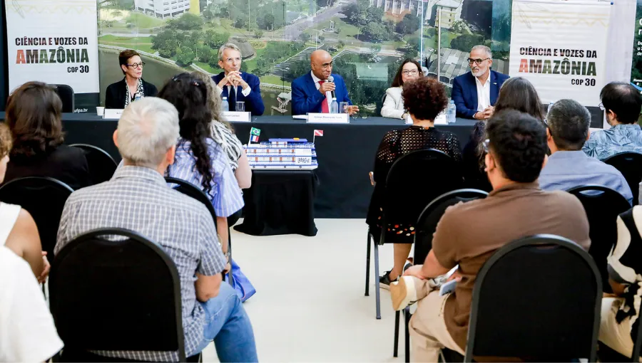 coletiva_imprensa_iaracu-UFPA-400x227 Expedição conecta ciência e saberes tradicionais para levar voz da Amazônia à COP30