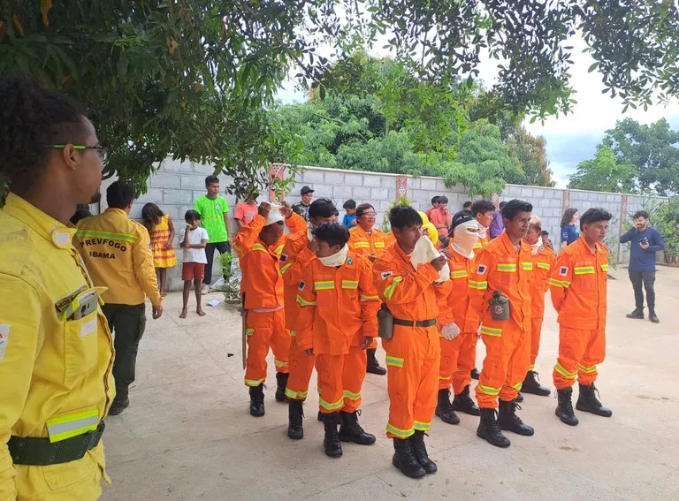 8fd807e7-94b5-445a-a698-03054fbc5729-400x295 Curso articula saberes tradicionais e práticas agroflorestais para fortalecer segurança alimentar em terras indígenas