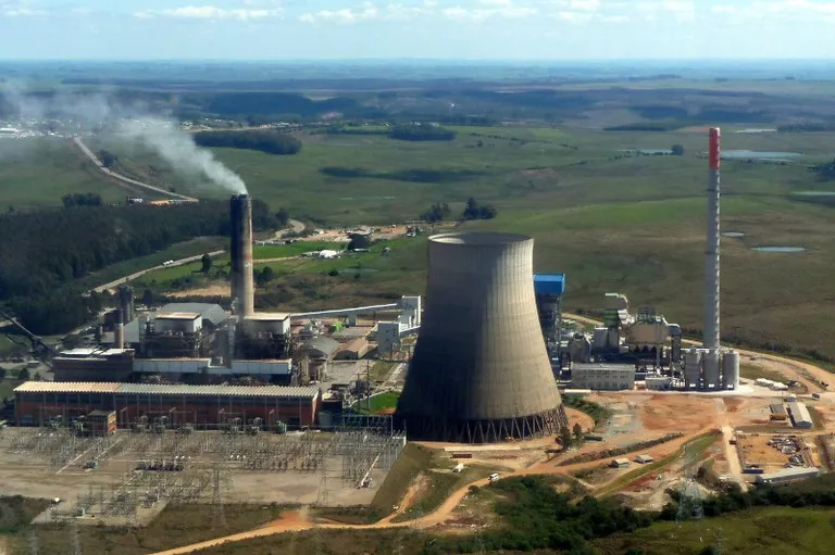 758e8b95-7c05-4c22-9538-5bad15f1043d-400x266 Ibama encerra último projeto de usina a carvão no Brasil